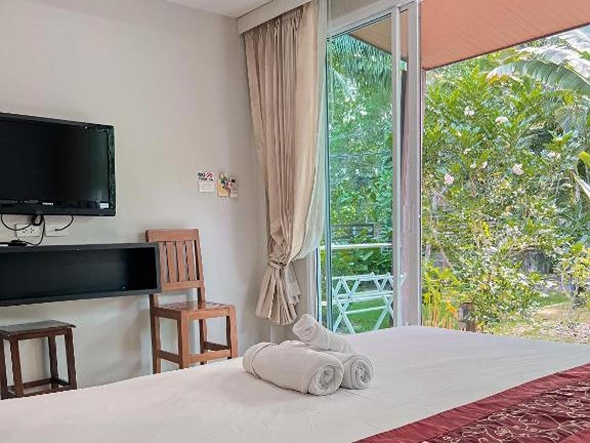 Ban Phak Chit Naiyang Boutique Resort מראה חיצוני תמונה