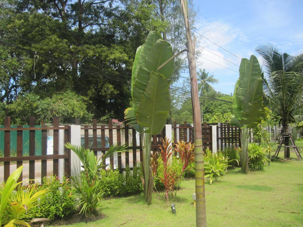 Ban Phak Chit Naiyang Boutique Resort מראה חיצוני תמונה