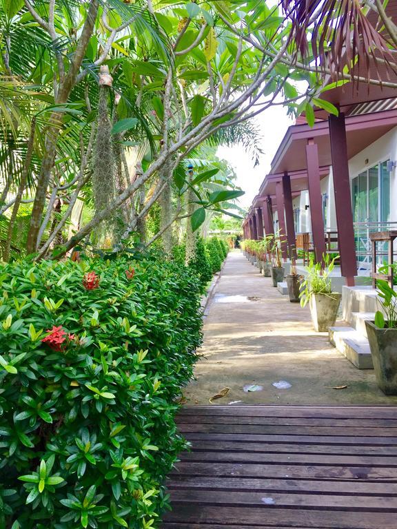 Ban Phak Chit Naiyang Boutique Resort מראה חיצוני תמונה