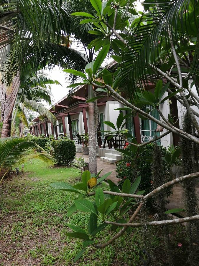 Ban Phak Chit Naiyang Boutique Resort מראה חיצוני תמונה