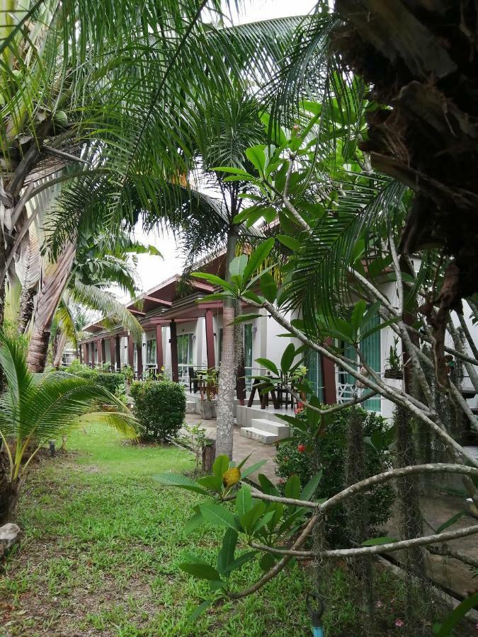 Ban Phak Chit Naiyang Boutique Resort מראה חיצוני תמונה